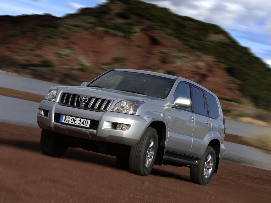  Toyota Land Cruiser Prado 120 5-Door 2007 года  (фото 4 из 22)